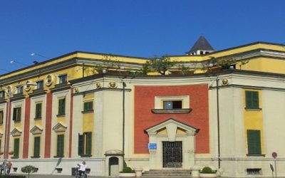 Acquisto dei materiali di cancelleria e materiali per il funzionamento delle attrezzature dell’ufficio del Municipio di Tirana per l’anno 2019