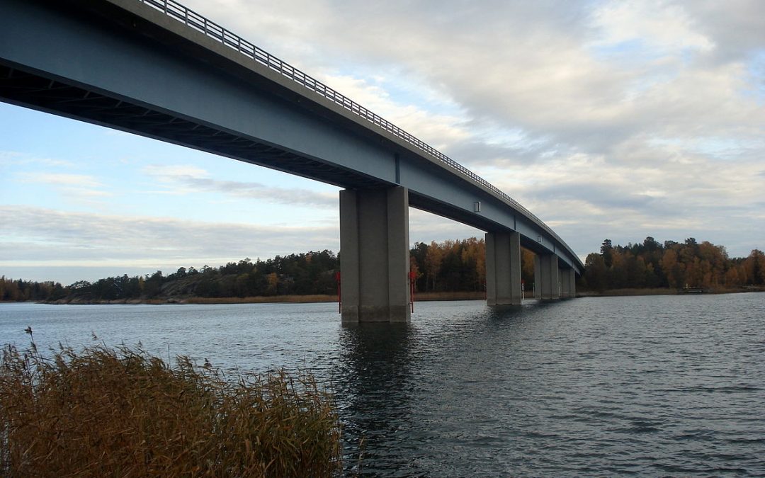 Construction and maintenance of bridges