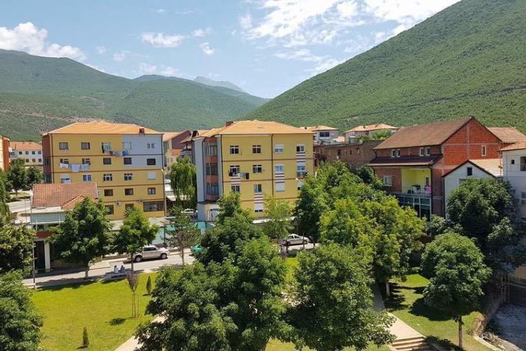 Implementazione preventiva del progetto per l’efficienza energetica dell’edificio esistente 4-KT, nel centro della città di Krume