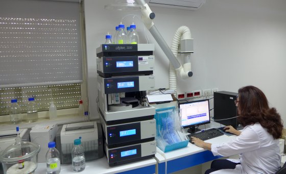 Manutenzione e calibrazione delle attrezzature del laboratorio doganale